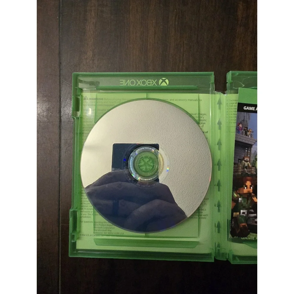 Minecraft [ Explorers Pack ] (XBOX ONE)